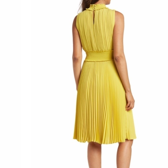 NANETTE LEPORE NWT Solid Pleated Smocked Sleeveless Midi Dress Size 2 - Picture 7 of 16